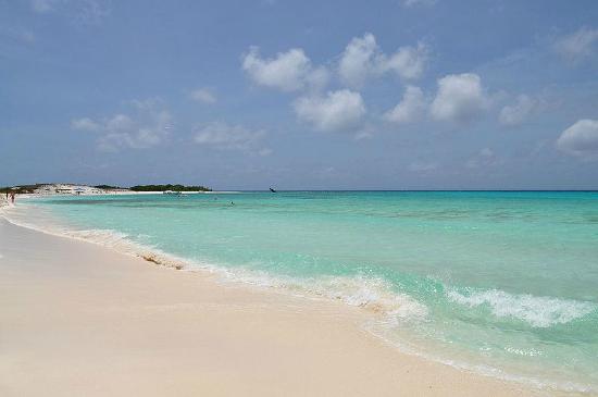 Cayo Crasqui, Los Roques, best beaches of Los Roques, Leeward Antilles, best beaches of the Leeward Antilles, Lesser Antilles Vacations, Best beaches of the Lesser Antilles, best beaches in the Caribbean