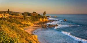 The best southern California beaches, Beach Travel Destinations, best beaches in Newport beach, Newport Beach California, Newport Municipal Beach, Corona Del Mar Beach, The Wedge, Upper Newport Bay Beach, Bay Shores Peninsula Hotel