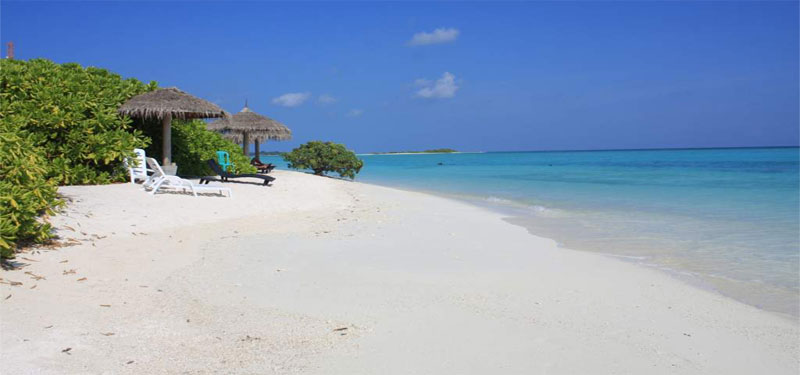 Bikini Beach, The Maldives Travel Guide, best Maldives beaches, best beaches of Asia, beach travel, best hotel in the Maldives, best restaurants in the Maldives, best nightlife in the Maldives, Maldives beaches, Maldives luxury resorts