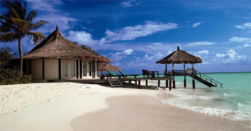 Vabbinfaru Island Beaches, The Maldives Travel Guide, best Maldives beaches, best beaches of Asia, beach travel, best hotel in the Maldives, best restaurants in the Maldives, best nightlife in the Maldives, Maldives beaches, Maldives luxury resorts