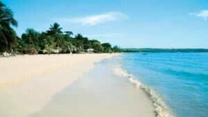Seven Mile Beach, Montego Bay Jamaica Vacations, Montego Bay beaches, best beaches in Jamaica, things to do in Montego Bay, best hotels in Montego Bay, best restaurants in Montego Bay, best nightlife in Montego bay, best beach destinations