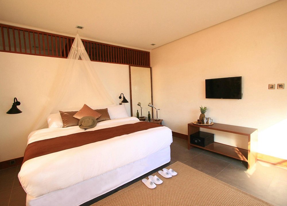 Guest room interior at The Funny Lion Coron with clean design and neutral tones
