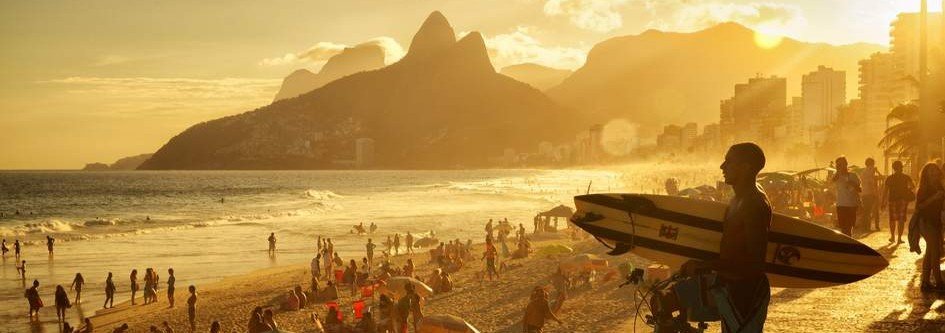 copacabana-beach-sunset-surfers-rio-de-janeiro