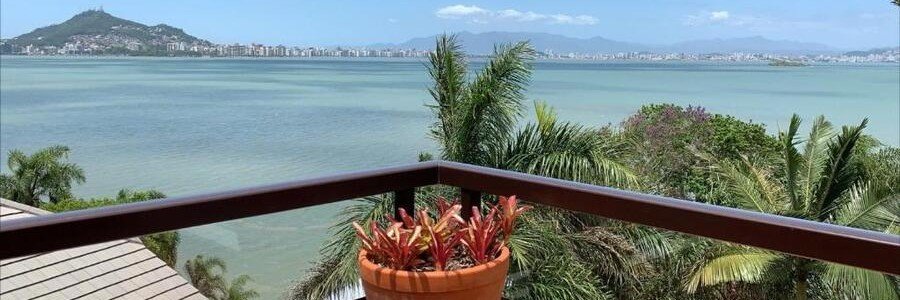 Refúgio do Cacupé Bay View | Beach Travel Destinations Bay view from Refúgio do Cacupé overlooking Cacupé Bay in Florianópolis.