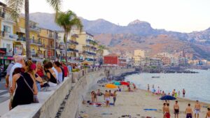 Giardini Naxos Beach Taormina Italy, Amazing Luxury Hotels in Taormina, best Taormina Tours & Activities, Taormina Weather, when to visit Taormina, best Taormina hotels, best Taormina restaurants, best Taormina bars