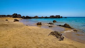 Playa Chica Lanzarote Canary Islands Spain, Great Luxury Hotels in Lanzarote, best time to visit Lanzarote, Lanzarote weather, best Lanzarote Tours & Activities, best Lanzarote restaurants, best Lanzarote beach bars, best Lanzarote hotels