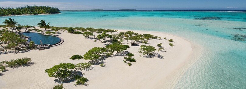 Tetiaroa atoll with white sand beach, turquoise lagoon, and private island setting