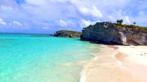LIghthouse Beach, Eleuthera Bahamas, The Best Eleuthera Hotels and Resorts, Best time to visit Eleuthera, Eleuthera Weather, Best Eleuthera Beaches, Best Eleuthera Restaurants, Best Eleuthera Nightlife, Best Eleuthera Hotels, Best Eleuthera Tours & Activities