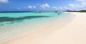 Noronky Beach, Los Roques Archipelago Venezuela, Lesser Antilles, The Best of Los Roques, Things to do in Los Roques, Best time to visit Los Roques, Best Los Roques Hotels, Best Los Roques Beaches, Best Los Roques Restaurants, Best Los Roques hotels & Accommodations