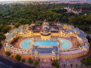 Széchenyi Thermal Baths, Budapest Hungary, 5 Best Things to do in Budapest, Best Budapest Restaurants, Best Budapest Nightlife, Best Budapest Tours & Activities, Best Luxury Hotels in Budapest