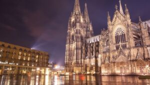Kölner Dom (Cologne Cathedral), Cologne Germany, Cologne Weather, Best Time to Visit Cologne, Best Things to See & Do in Cologne, Best Cologne Tours & Activities, Best Cologne Restaurants & Brew Pubs, Best Cologne Hotels, Visit Cologne: One of Germany's Most Diverse Cities 