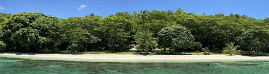 Beautiful Taveuni Island with luxurious private stays.