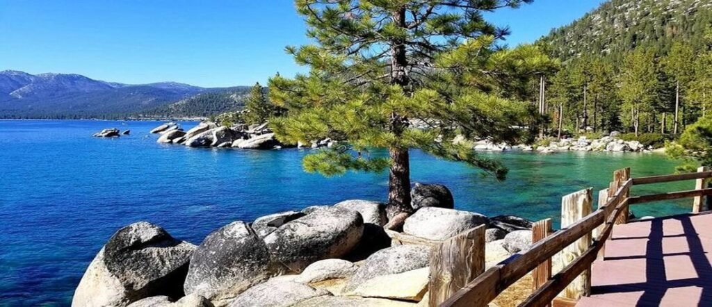sand harbor lake tahoe, sand harbor shoreline, lake tahoe blue water, sand harbor trail, pine trees and granite rocks