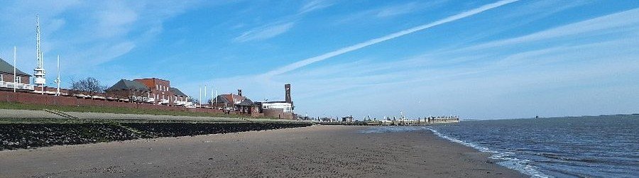 Südstrand beach in Göhren Rügen Germany with sandy shoreline and Baltic Sea coastal view.