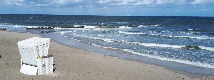Sellin North Beach Rügen Germany Baltic Sea Strandkorb beach chair coastal waves