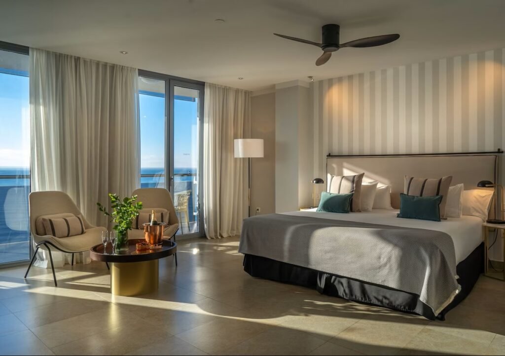 Gran Hotel Sol y Mar Calpe Spain beachfront hotel with infinity pool, sea views, and modern rooms