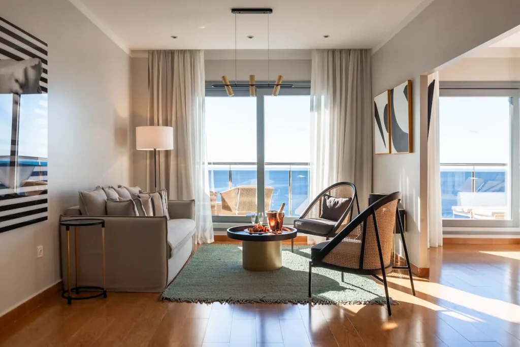 Gran Hotel Sol y Mar Calpe Spain beachfront hotel with infinity pool, sea views, and modern rooms