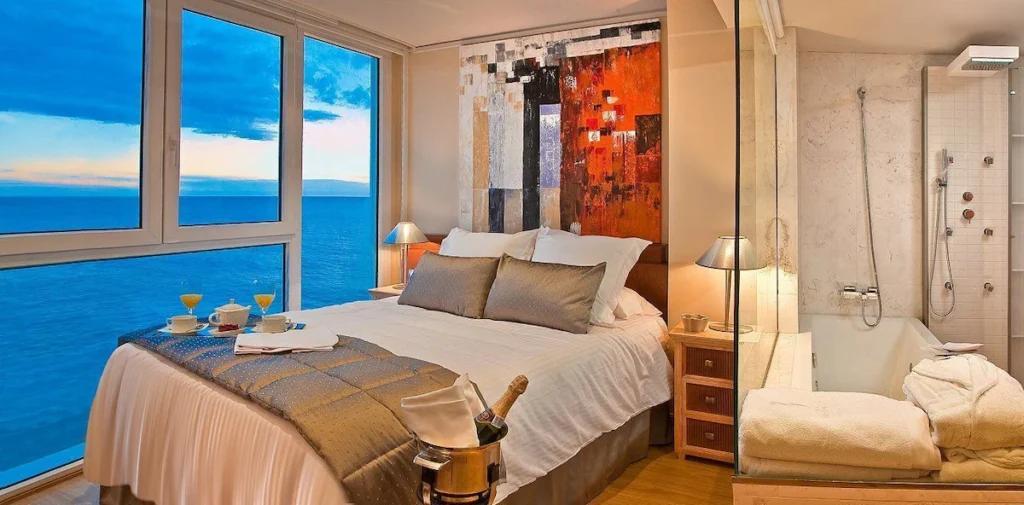 Villa Venecia Hotel Boutique Gourmet Benidorm luxury room with sea view, elegant design, and modern bathroom