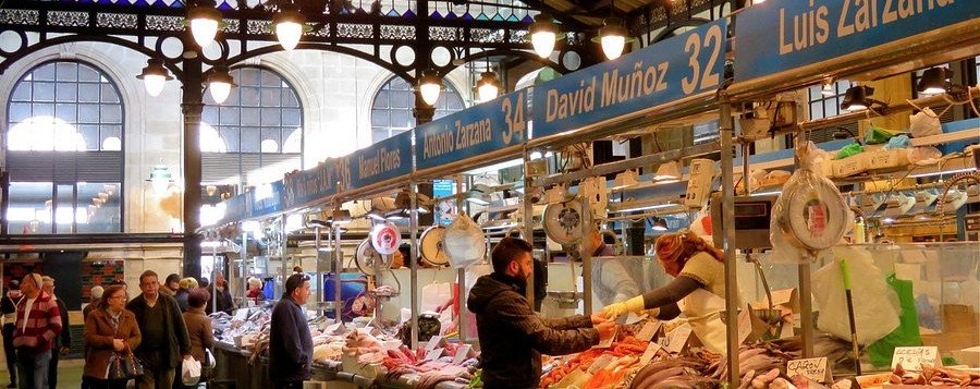 Mercado Central in Cádiz with fresh seafood stalls and local vendors inside the historic market