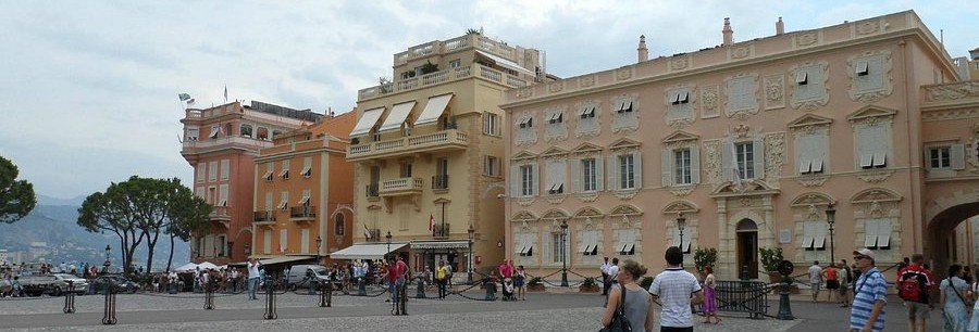 Place du Palais Monaco with Prince’s Palace and visitors in Palace Square