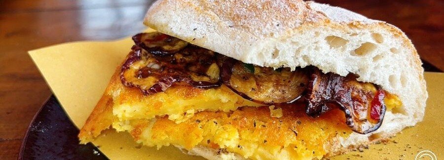 Torta di ceci sandwich with chickpea flatbread in Livorno Italy