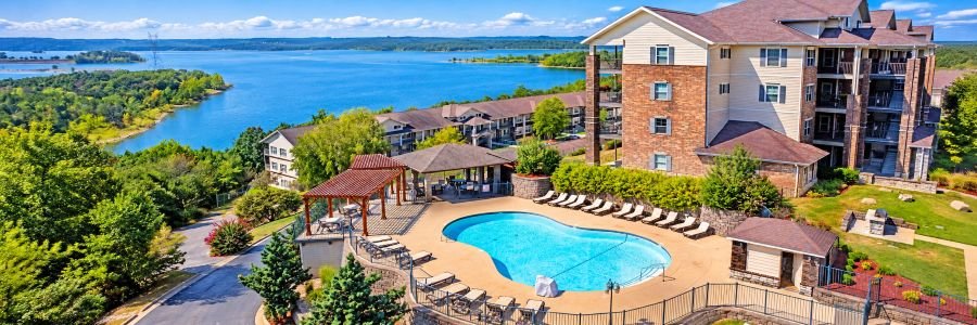 Majestic at Table Rock in Branson with outdoor pool overlooking Table Rock Lake